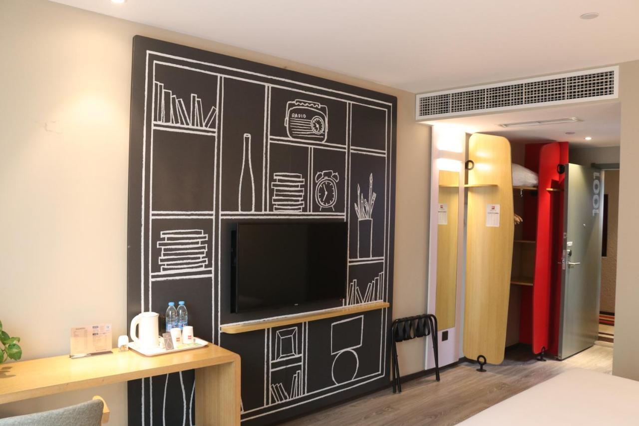 Ibis Chengdu Sm Square Ξενοδοχείο Εξωτερικό φωτογραφία